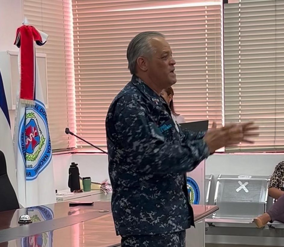 HOSGEDOPOL realiza taller sobre pertinencia de auditoría médica para fortalecer la calidad asistencial